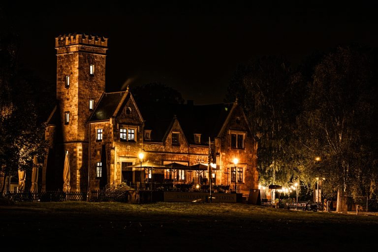 Top Picks: Best Copper Landscape Lights for Durability