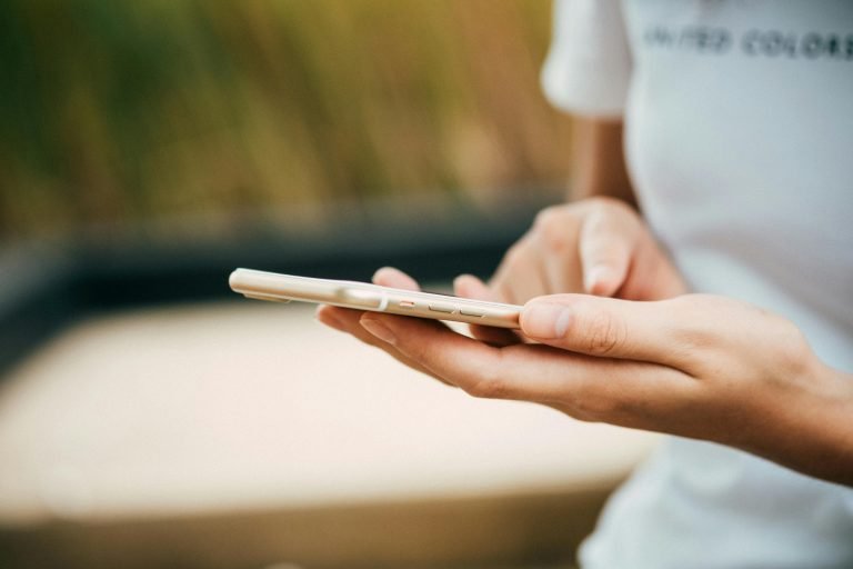 Best Smart Outdoor Lighting Apps for Easy Control