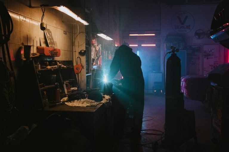 The Best Smart Garage Lighting Systems